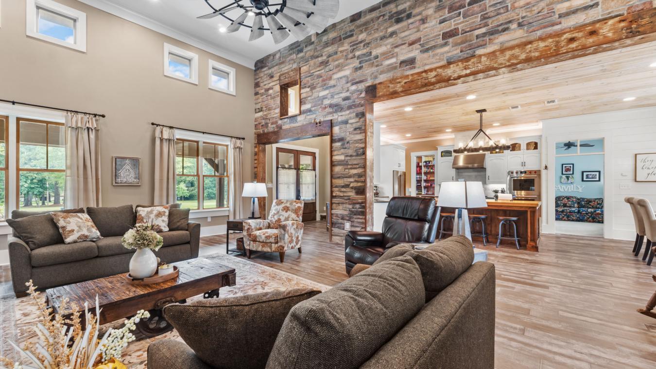 Texarkana, Bowie, 75503, United States, 3 Bedrooms Bedrooms, ,3 BathroomsBathrooms,Residential,For Sale,1933833