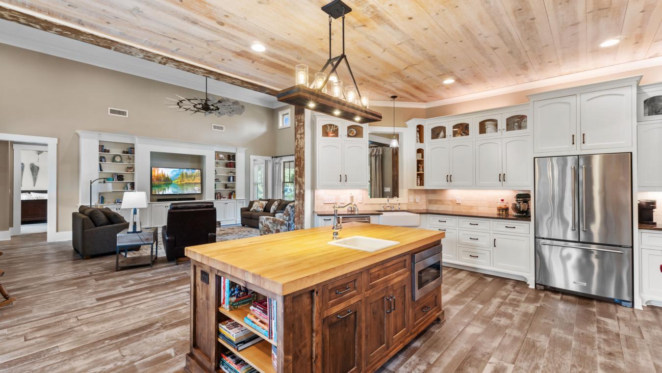 Texarkana, Bowie, 75503, United States, 3 Bedrooms Bedrooms, ,3 BathroomsBathrooms,Residential,For Sale,1933833