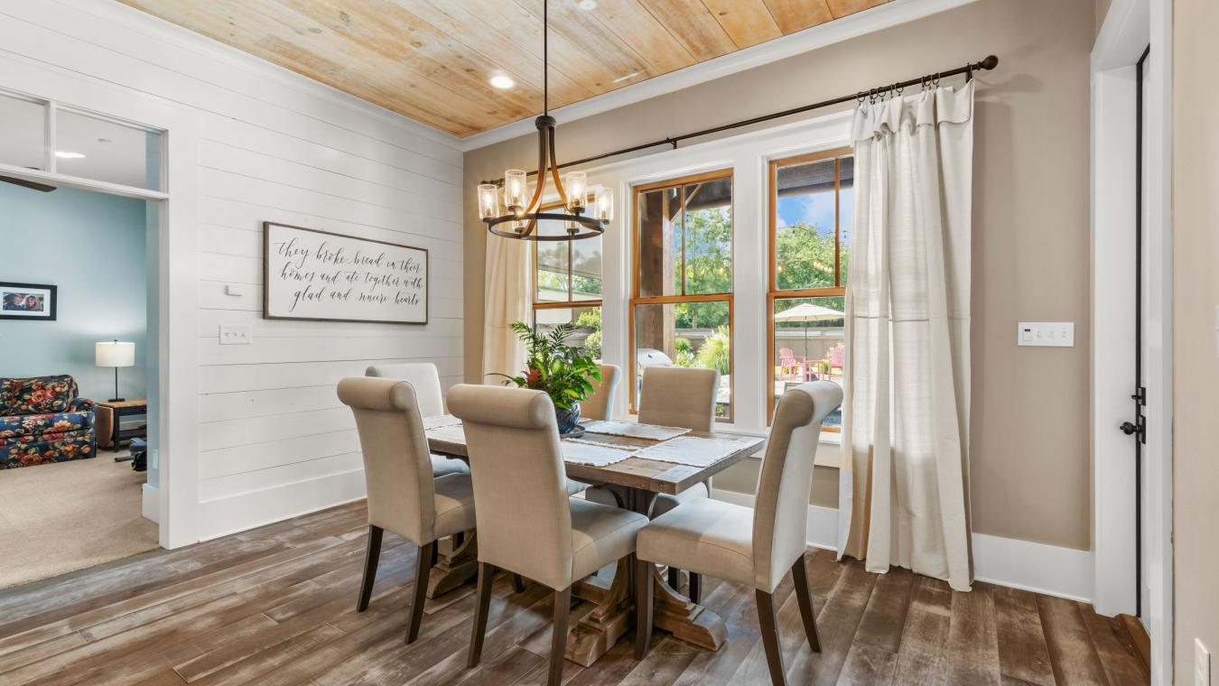 Texarkana, Bowie, 75503, United States, 3 Bedrooms Bedrooms, ,3 BathroomsBathrooms,Residential,For Sale,1933833