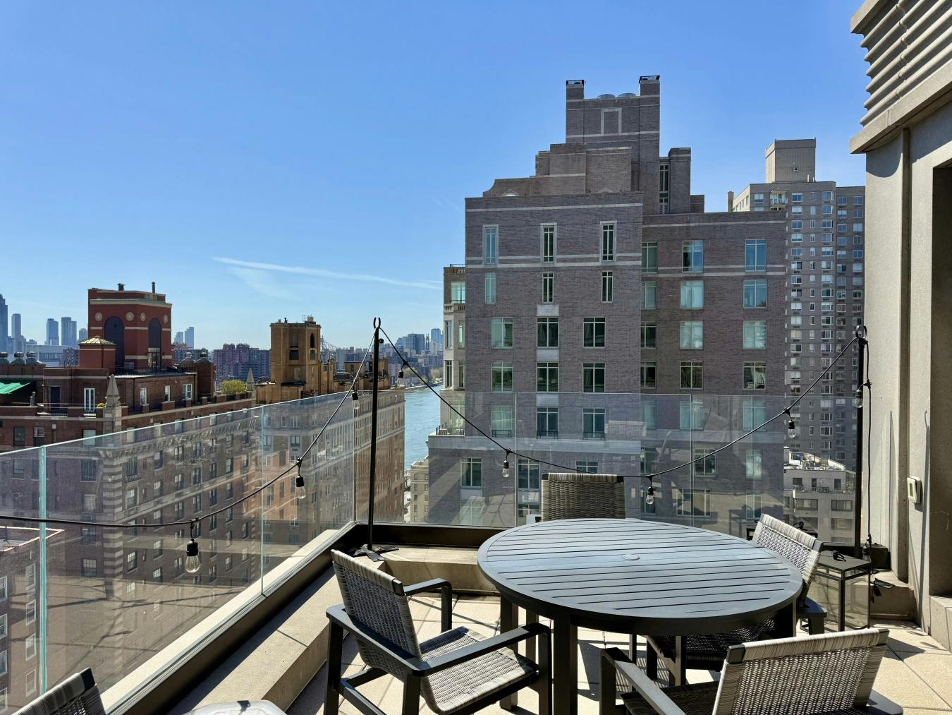 New York, New York, 10028, United States, 4 Bedrooms Bedrooms, ,4 BathroomsBathrooms,Residential,For Sale,1929898