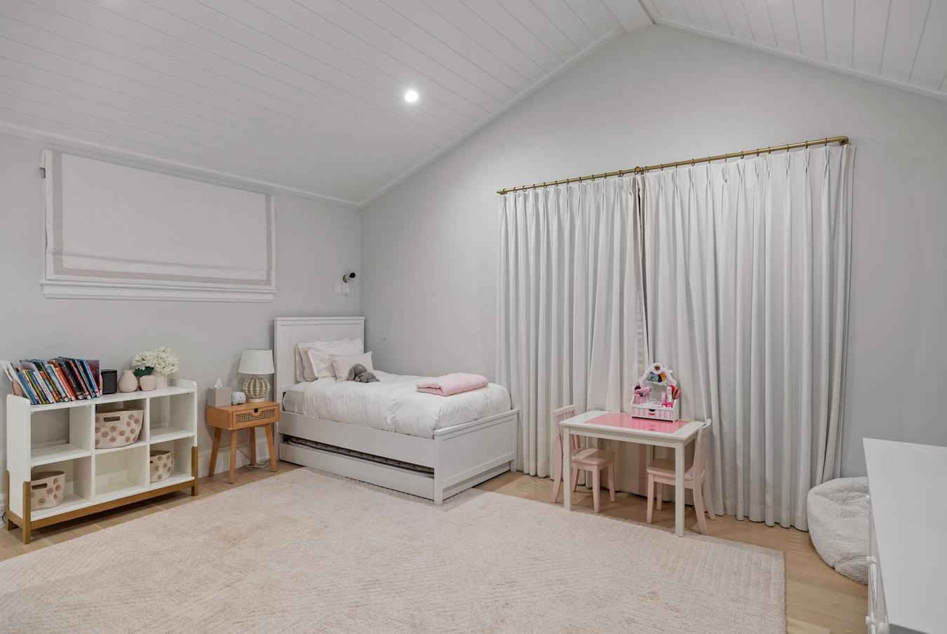Village of Southampton, New York, 11968, United States, 6 Bedrooms Bedrooms, ,7 BathroomsBathrooms,Residential,For Sale,1929896