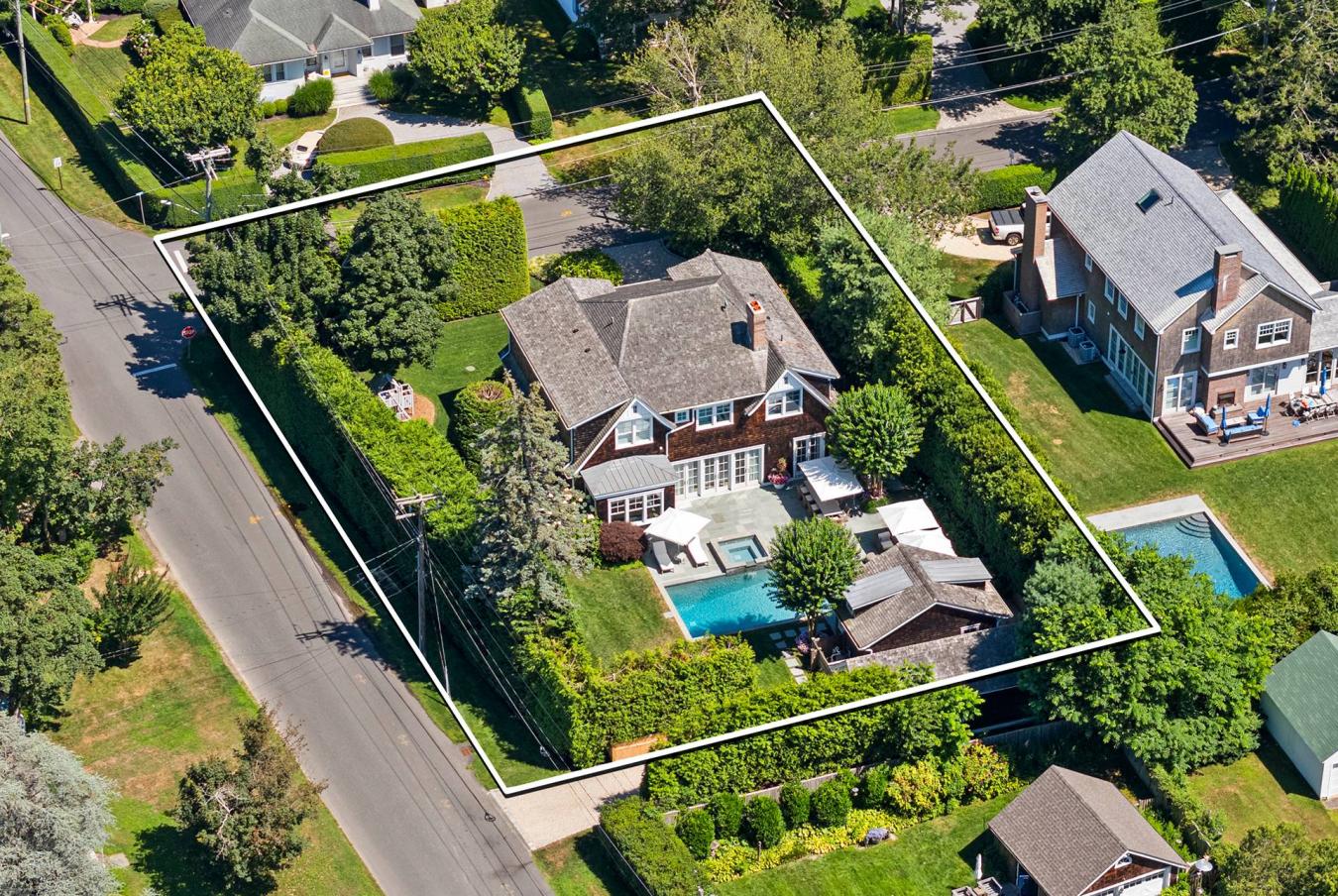 Village of Southampton, New York, 11968, United States, 6 Bedrooms Bedrooms, ,7 BathroomsBathrooms,Residential,For Sale,1929896