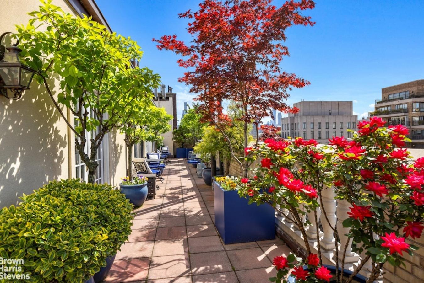New York, New York, 10028, United States, 2 Bedrooms Bedrooms, ,2 BathroomsBathrooms,Residential,For Sale,1929895