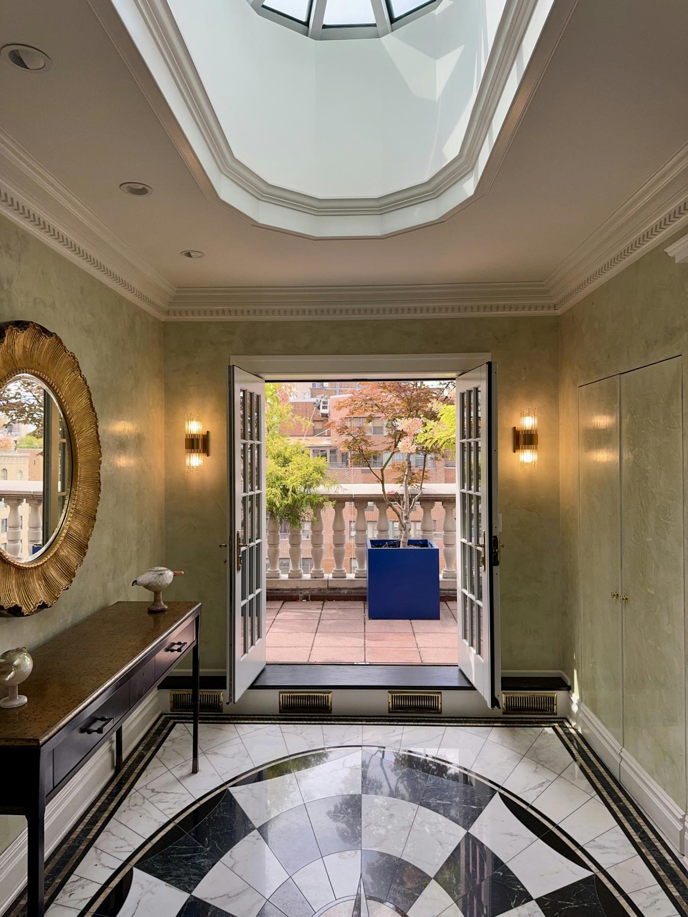 New York, New York, 10028, United States, 2 Bedrooms Bedrooms, ,2 BathroomsBathrooms,Residential,For Sale,1929895