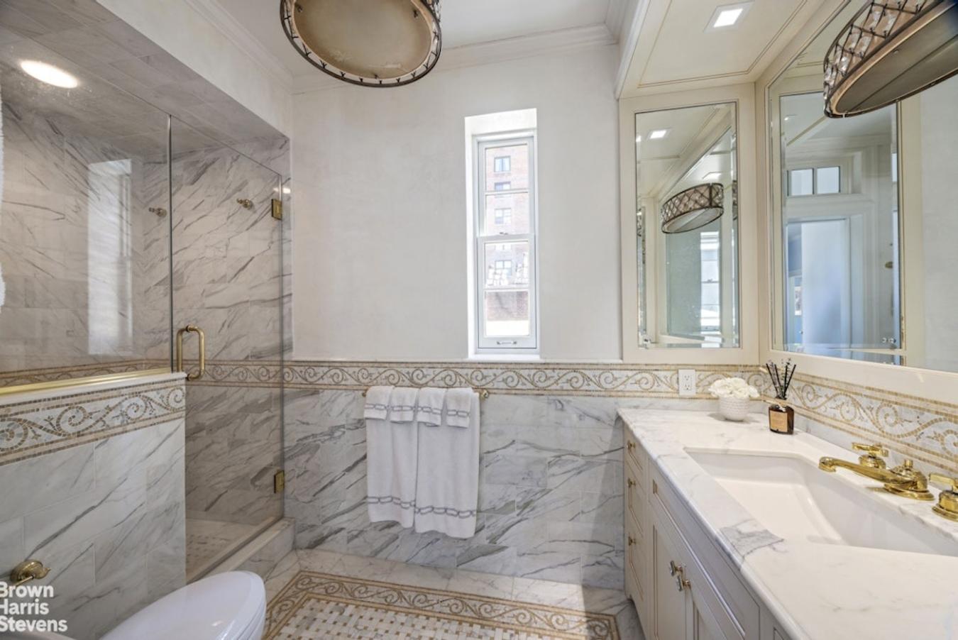 New York, New York, 10028, United States, 2 Bedrooms Bedrooms, ,2 BathroomsBathrooms,Residential,For Sale,1929895