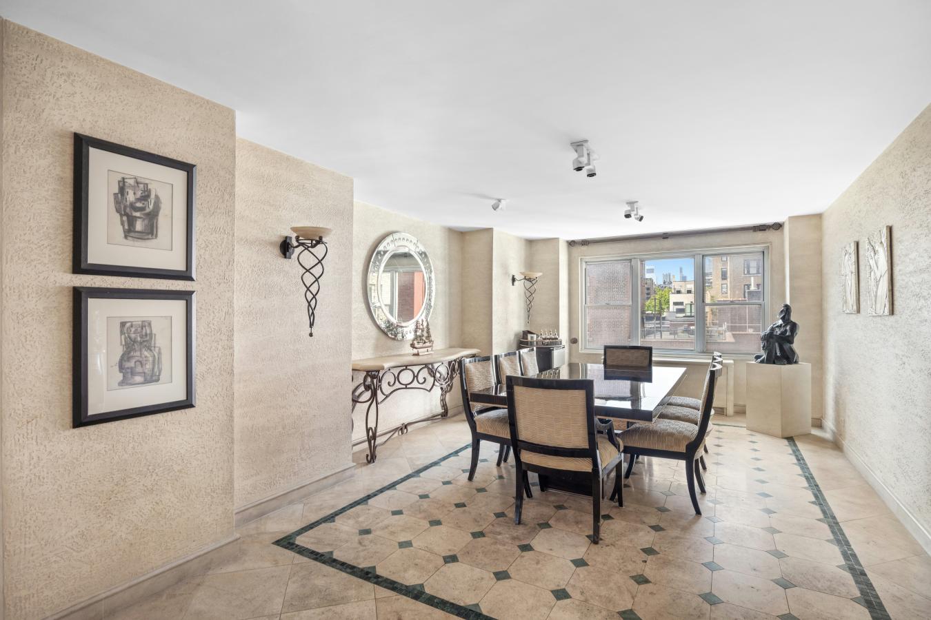 New York, New York, 10028, United States, 5 Bedrooms Bedrooms, ,5 BathroomsBathrooms,Residential,For Sale,1929889