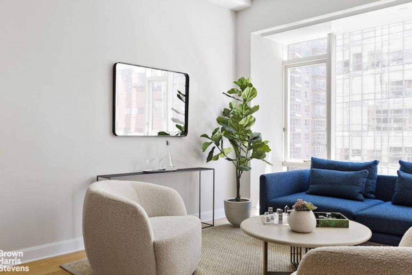 New York, New York, 10028, United States, 3 Bedrooms Bedrooms, ,3 BathroomsBathrooms,Residential,For Sale,1929888