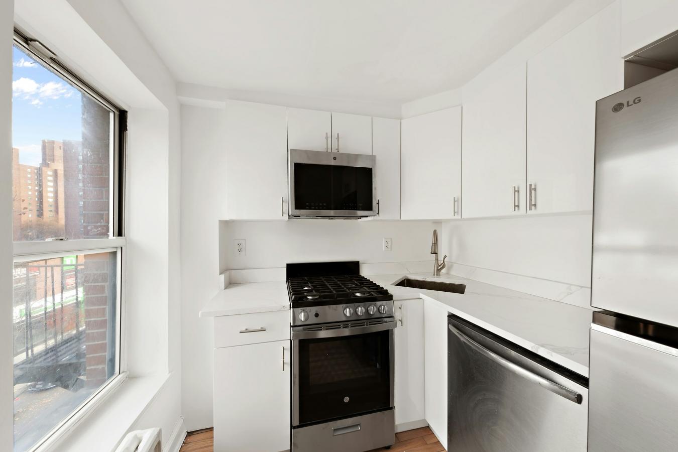 Gramercy Park, New York, 10003, United States, 4 Bedrooms Bedrooms, ,6 BathroomsBathrooms,Residential,For Sale,1929879