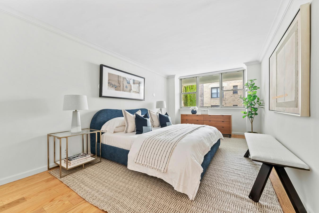 New York, New York, 10075, United States, 3 Bedrooms Bedrooms, ,2 BathroomsBathrooms,Residential,For Sale,1952716