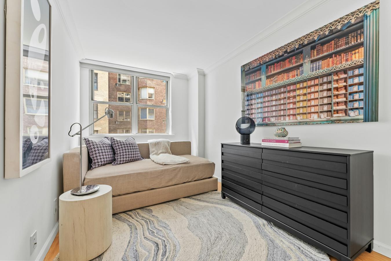 New York, New York, 10075, United States, 3 Bedrooms Bedrooms, ,2 BathroomsBathrooms,Residential,For Sale,1952716