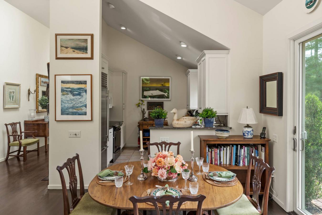 East Hampton, New York, 11937, United States, 3 Bedrooms Bedrooms, ,2 BathroomsBathrooms,Residential,For Sale,1929862