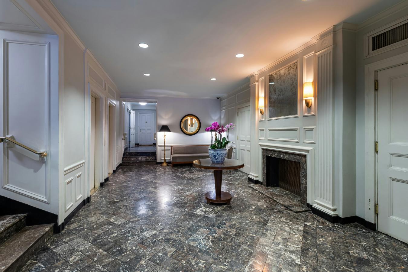 Greenwich Village, New York, 10011, United States, 1 Bedroom Bedrooms, ,1 BathroomBathrooms,Residential,For Sale,1933829