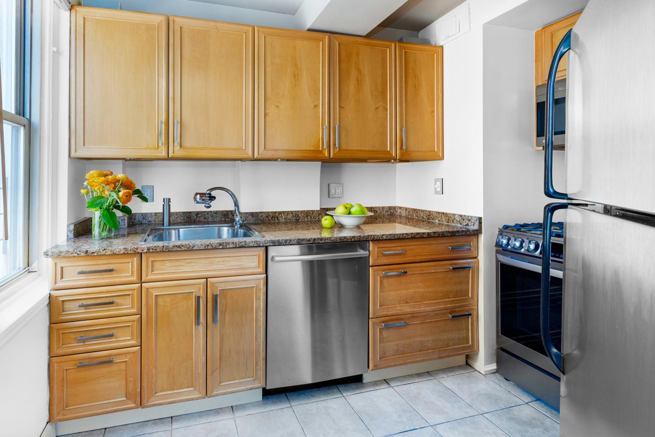 Greenwich Village, New York, 10011, United States, 1 Bedroom Bedrooms, ,1 BathroomBathrooms,Residential,For Sale,1933829