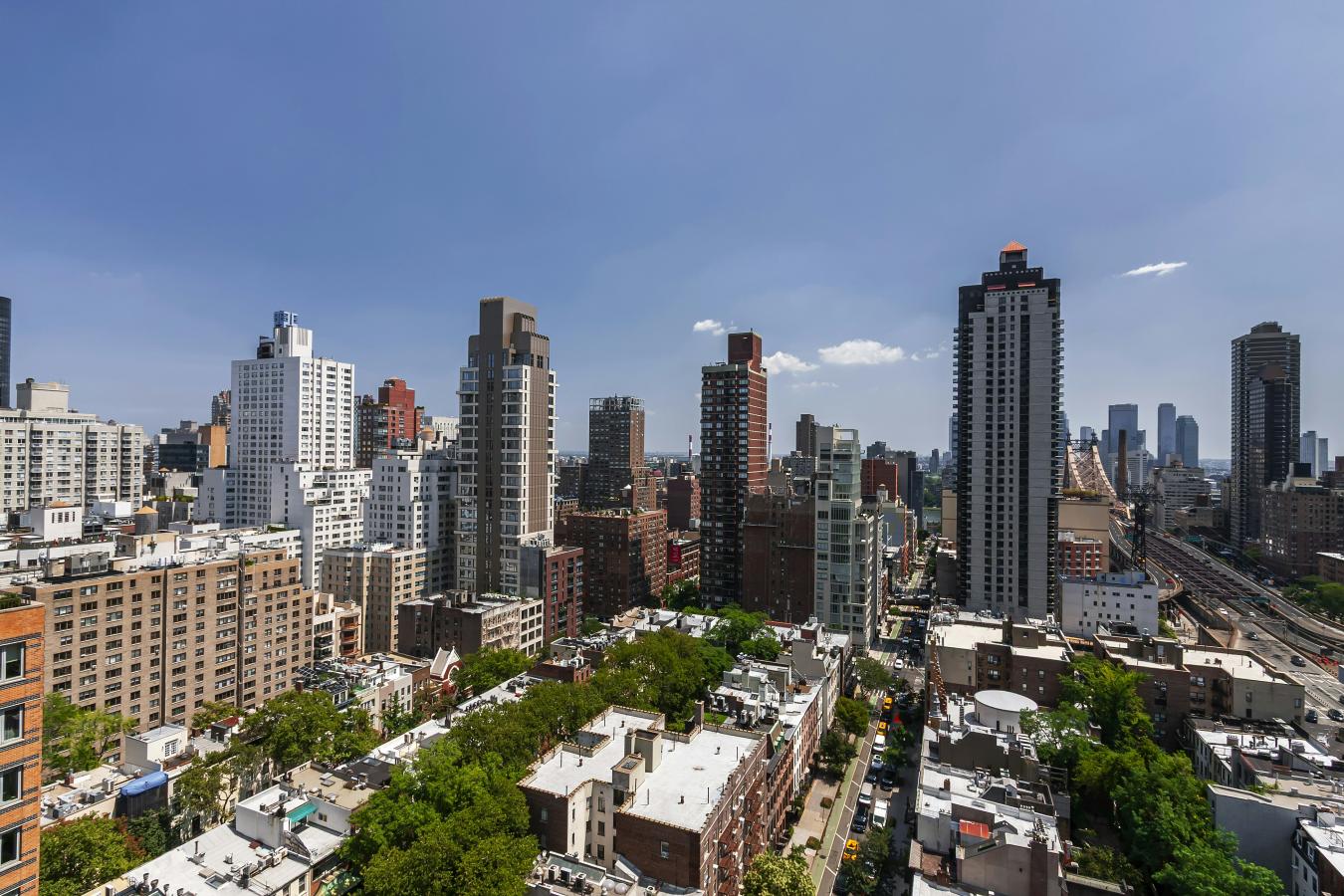 New York, New York, 10065, United States, 1 Bedroom Bedrooms, ,1 BathroomBathrooms,Residential,For Sale,1929859