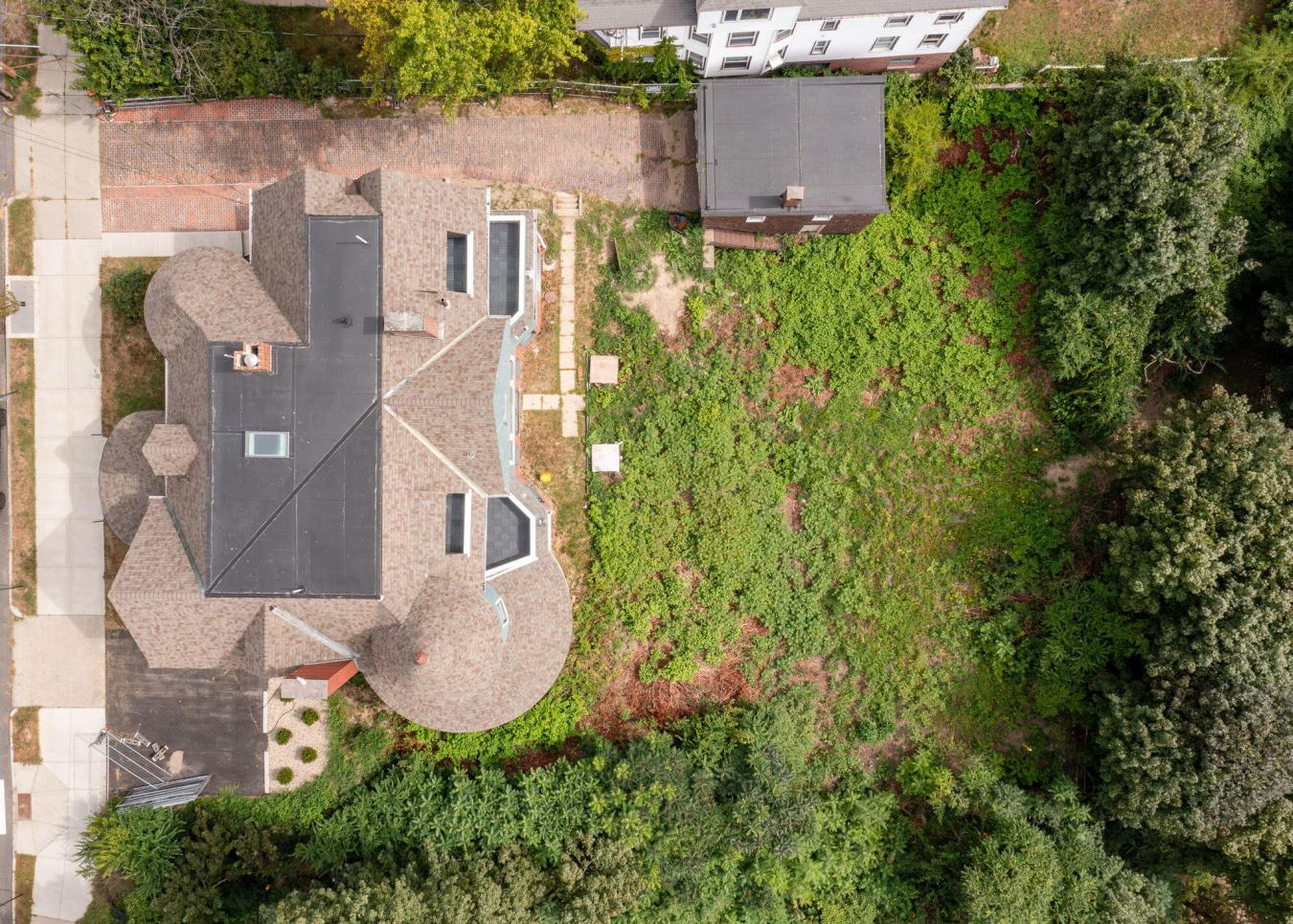 Portland, Cumberland, 04101, United States, 3 Bedrooms Bedrooms, ,3 BathroomsBathrooms,Residential,For Sale,1933816