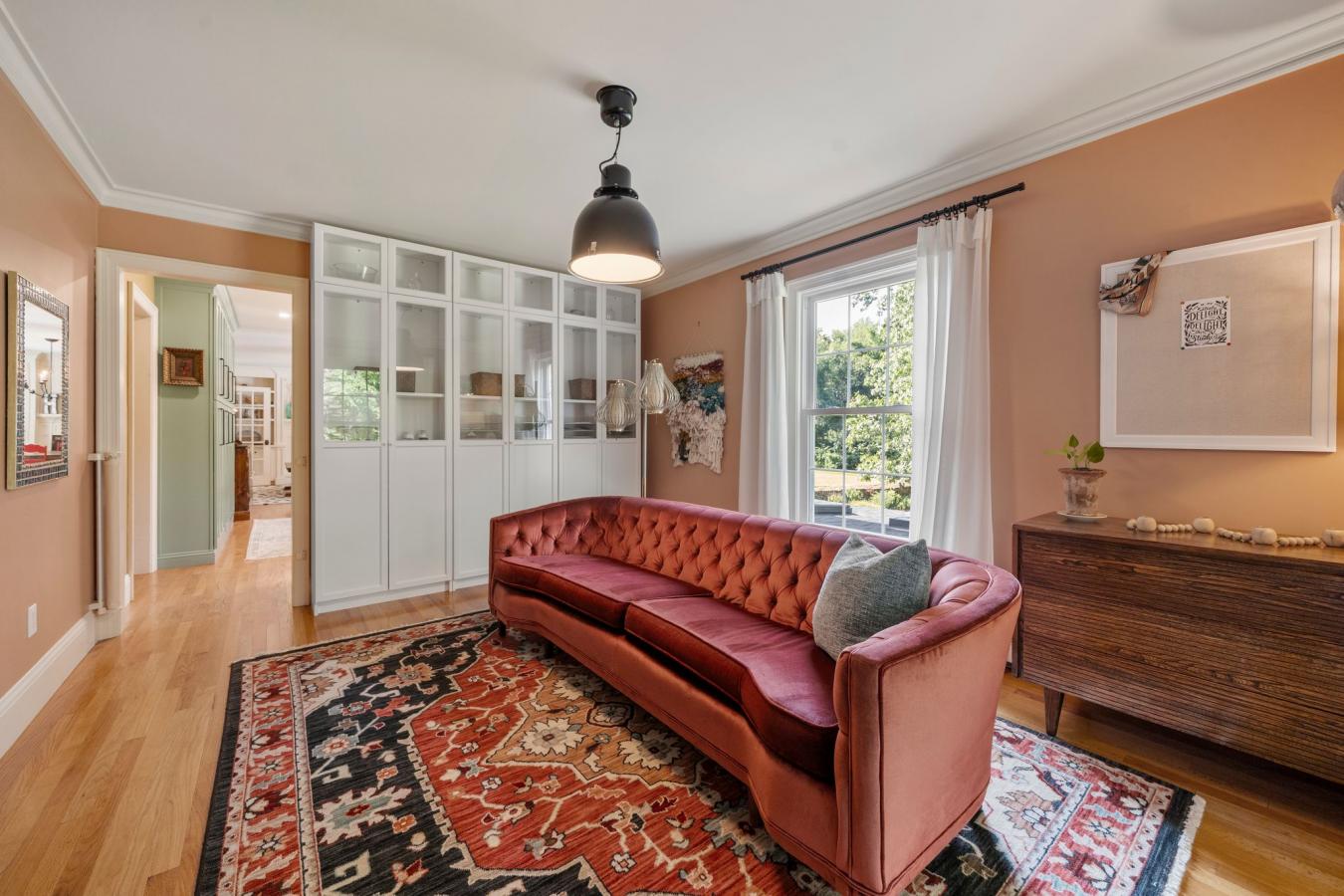 Dighton, Massachusetts, 02152, United States, 5 Bedrooms Bedrooms, ,4 BathroomsBathrooms,Residential,For Sale,1933817