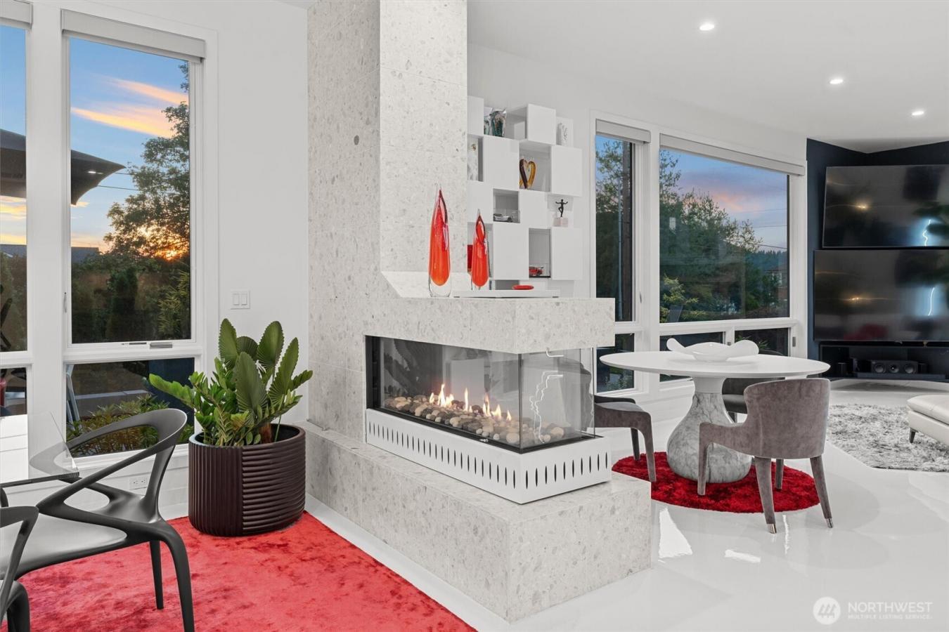 Renton, King, 98056, United States, 3 Bedrooms Bedrooms, ,3 BathroomsBathrooms,Residential,For Sale,1933813