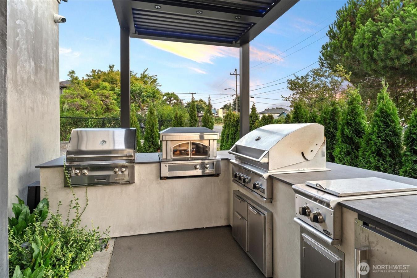 Renton, King, 98056, United States, 3 Bedrooms Bedrooms, ,3 BathroomsBathrooms,Residential,For Sale,1933813