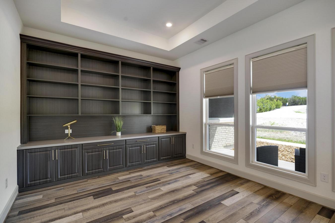 Spring Branch, Comal, 78070, United States, 6 Bedrooms Bedrooms, ,5 BathroomsBathrooms,Residential,For Sale,1933812