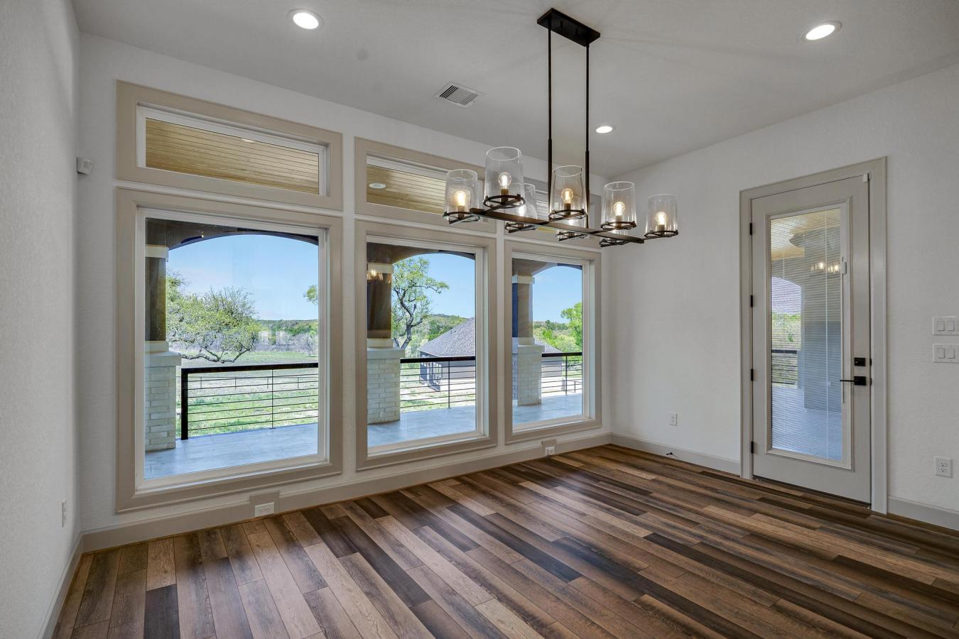 Spring Branch, Comal, 78070, United States, 6 Bedrooms Bedrooms, ,5 BathroomsBathrooms,Residential,For Sale,1933812