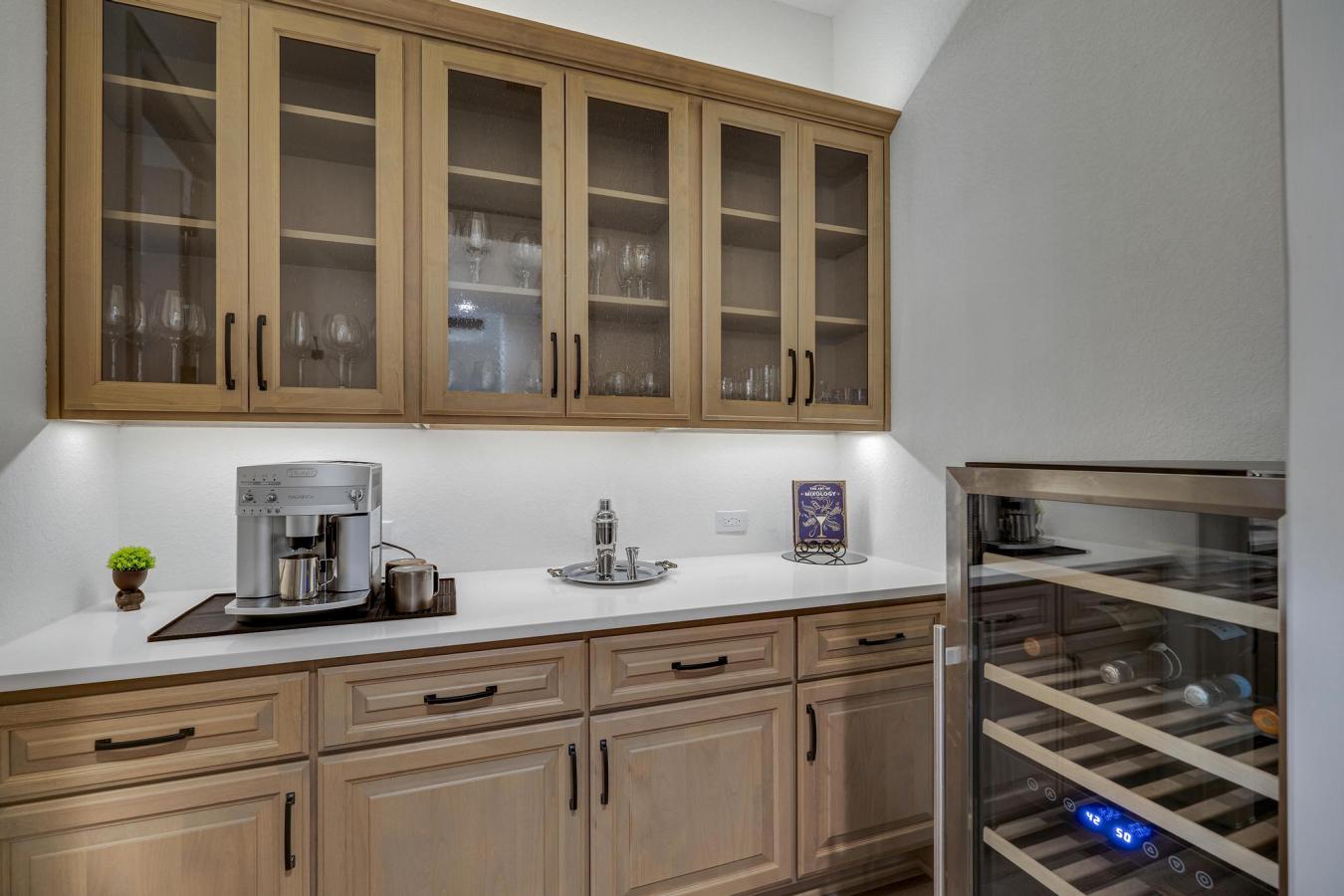 Spring Branch, Comal, 78070, United States, 6 Bedrooms Bedrooms, ,5 BathroomsBathrooms,Residential,For Sale,1933812