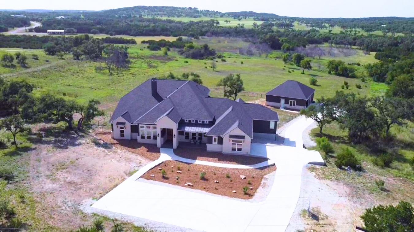 Spring Branch, Comal, 78070, United States, 6 Bedrooms Bedrooms, ,5 BathroomsBathrooms,Residential,For Sale,1933812