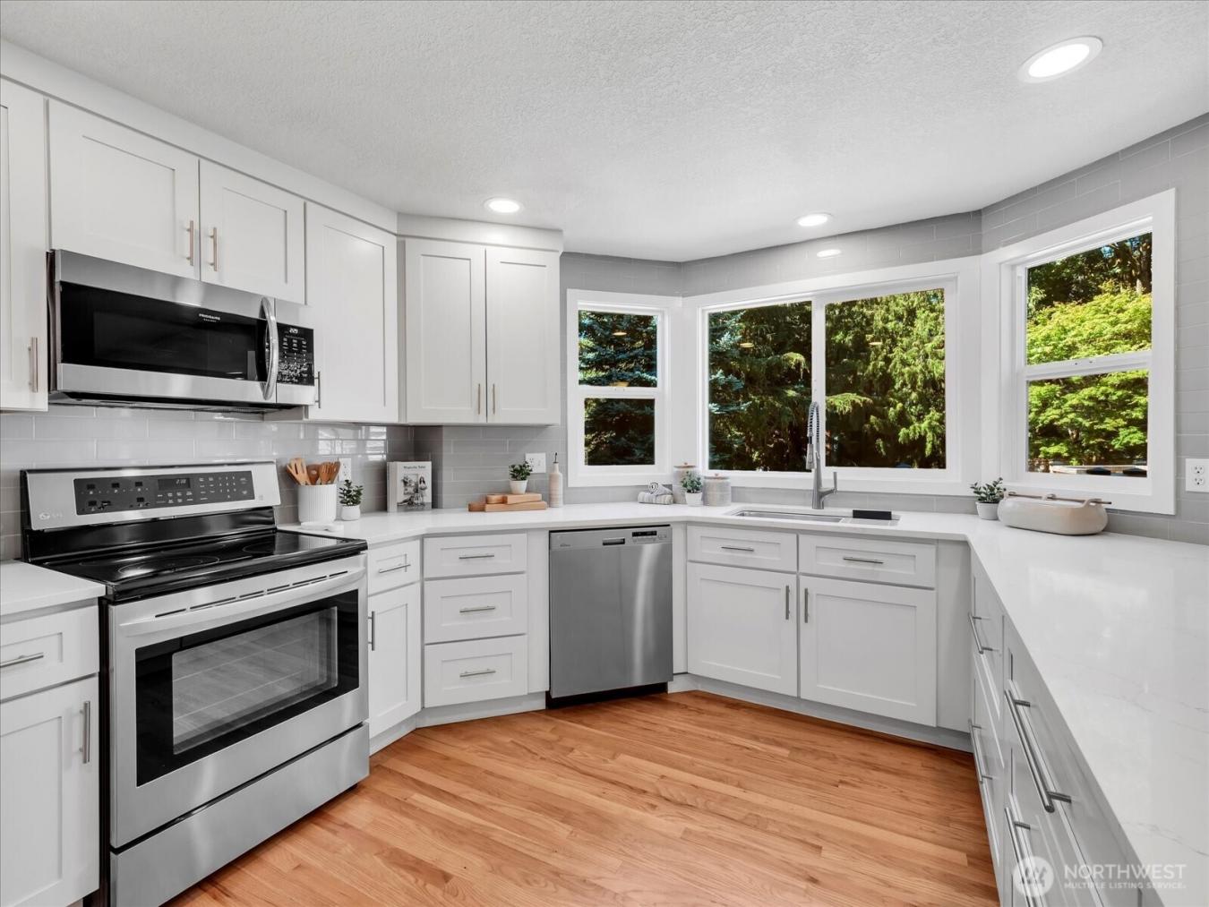 Snohomish, Snohomish, 98296, United States, 4 Bedrooms Bedrooms, ,2 BathroomsBathrooms,Residential,For Sale,1933809