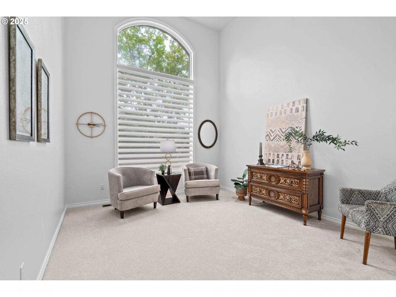 WestLinn, Clackamas, 97068, United States, 4 Bedrooms Bedrooms, ,2 BathroomsBathrooms,Residential,For Sale,1933807