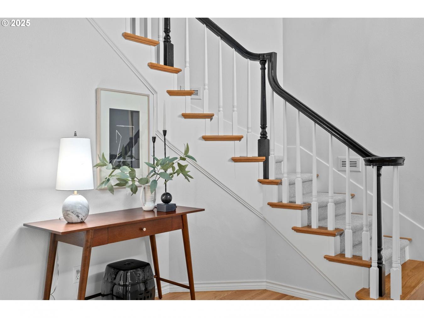 WestLinn, Clackamas, 97068, United States, 4 Bedrooms Bedrooms, ,2 BathroomsBathrooms,Residential,For Sale,1933807