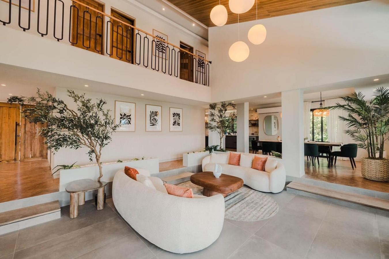 Humacao, Humacao, 00791, Puerto Rico, 7 Bedrooms Bedrooms, ,8 BathroomsBathrooms,Residential,For Sale,1933805