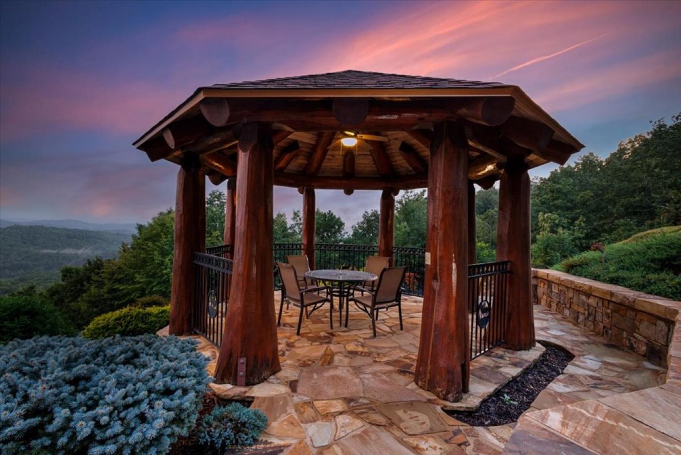 Mineral Bluff, Fannin, 30559, United States, 4 Bedrooms Bedrooms, ,4 BathroomsBathrooms,Residential,For Sale,1945294