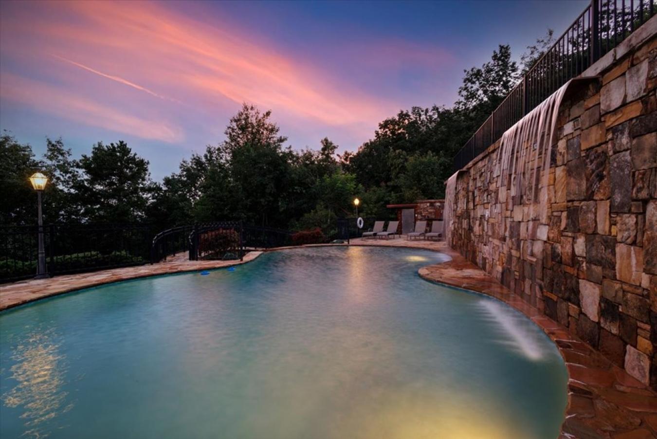 Mineral Bluff, Fannin, 30559, United States, 4 Bedrooms Bedrooms, ,4 BathroomsBathrooms,Residential,For Sale,1945294