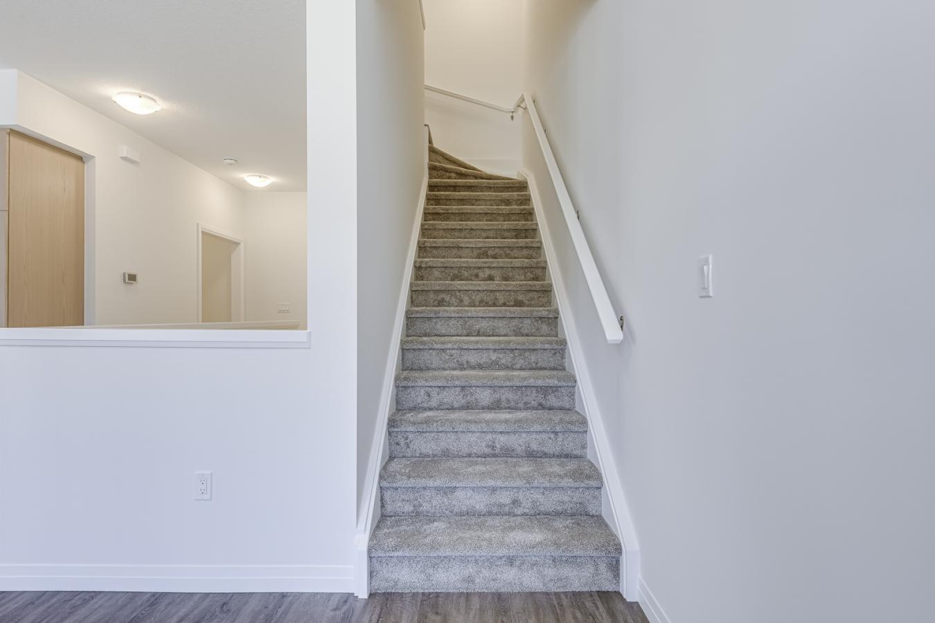 Guelph, ON, N1L 1B3, Canada, 2 Bedrooms Bedrooms, ,3 BathroomsBathrooms,Residential,For Sale,1933798