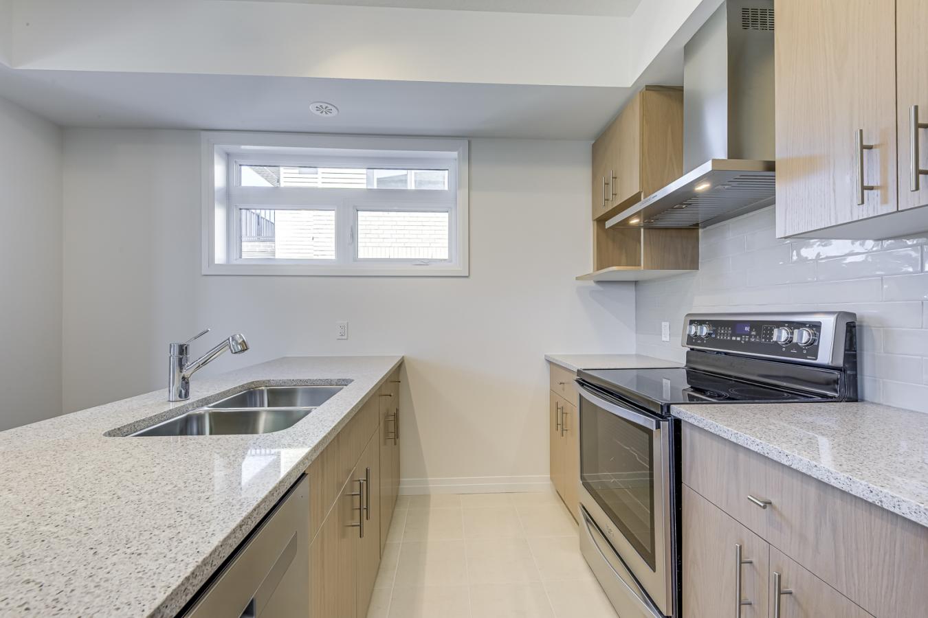 Guelph, ON, N1L 1B3, Canada, 2 Bedrooms Bedrooms, ,3 BathroomsBathrooms,Residential,For Sale,1933798