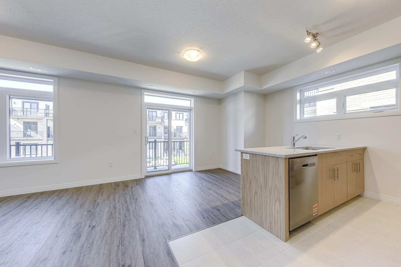 Guelph, ON, N1L 1B3, Canada, 2 Bedrooms Bedrooms, ,3 BathroomsBathrooms,Residential,For Sale,1933798