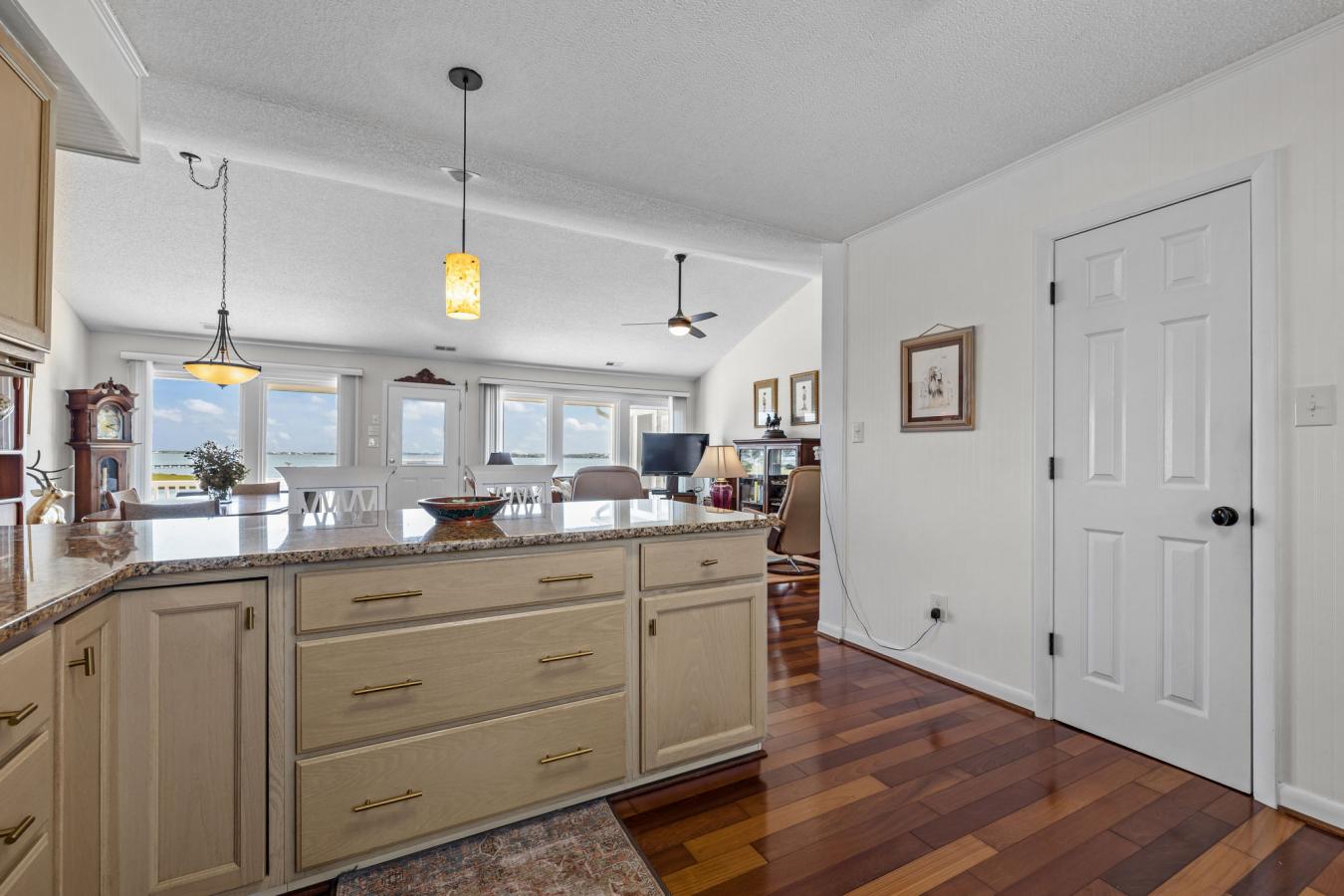 Beaufort, Carteret, 28516, United States, 3 Bedrooms Bedrooms, ,1 BathroomBathrooms,Residential,For Sale,1933796