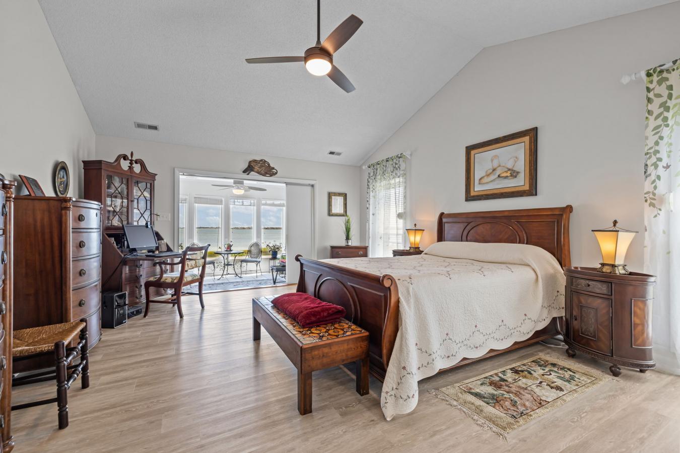 Beaufort, Carteret, 28516, United States, 3 Bedrooms Bedrooms, ,1 BathroomBathrooms,Residential,For Sale,1933796