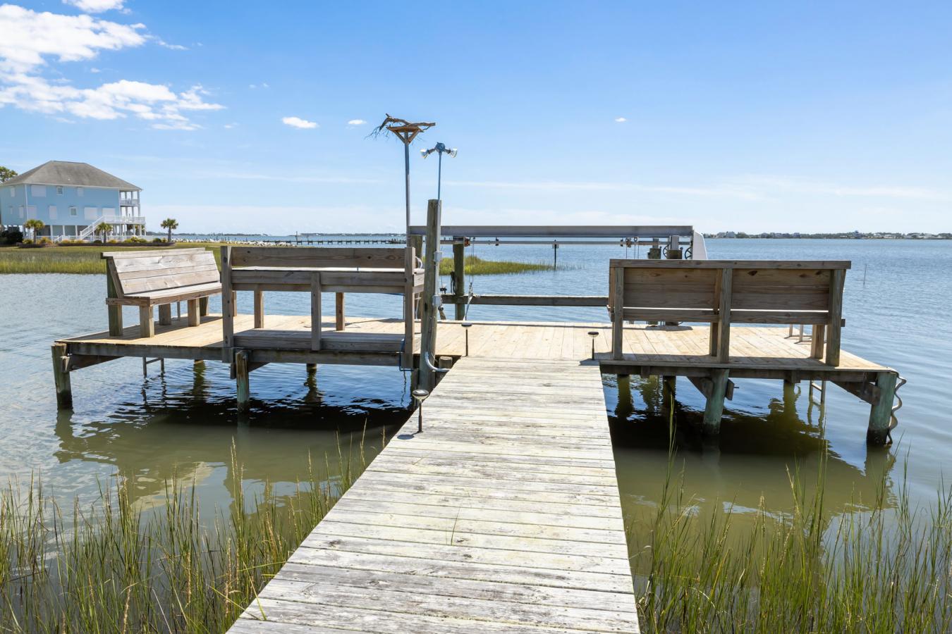 Beaufort, Carteret, 28516, United States, 3 Bedrooms Bedrooms, ,1 BathroomBathrooms,Residential,For Sale,1933796