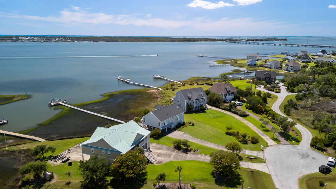 Beaufort, Carteret, 28516, United States, 3 Bedrooms Bedrooms, ,1 BathroomBathrooms,Residential,For Sale,1933796