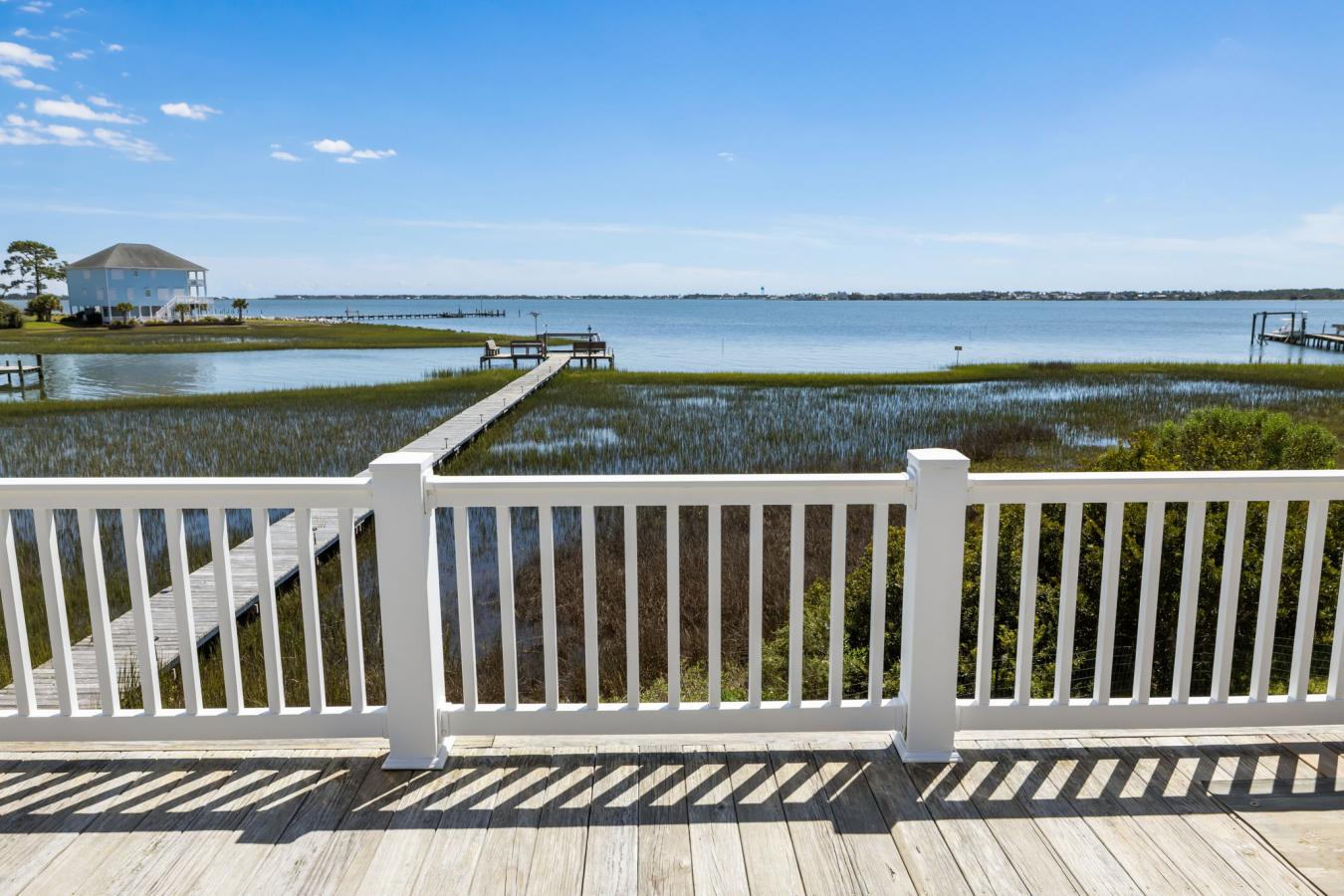 Beaufort, Carteret, 28516, United States, 3 Bedrooms Bedrooms, ,1 BathroomBathrooms,Residential,For Sale,1933796