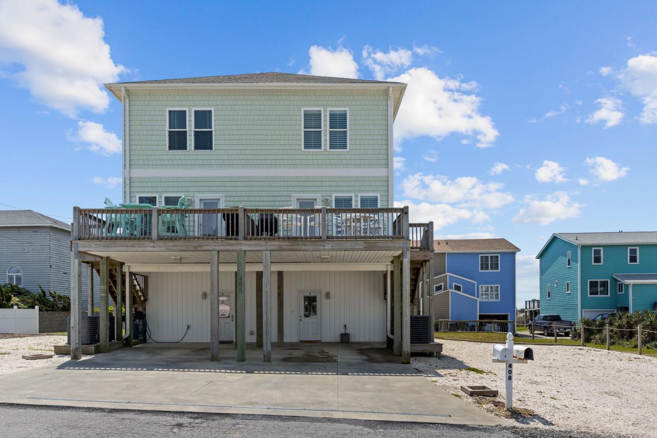 Atlantic Beach, Carteret, 28512, United States, 3 Bedrooms Bedrooms, ,2 BathroomsBathrooms,Residential,For Sale,1933795