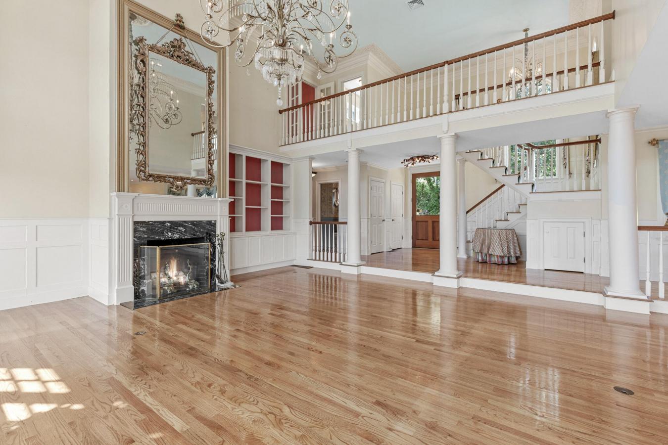 Cummaquid, Barnstable, 02637, United States, 6 Bedrooms Bedrooms, ,5 BathroomsBathrooms,Residential,For Sale,1933792