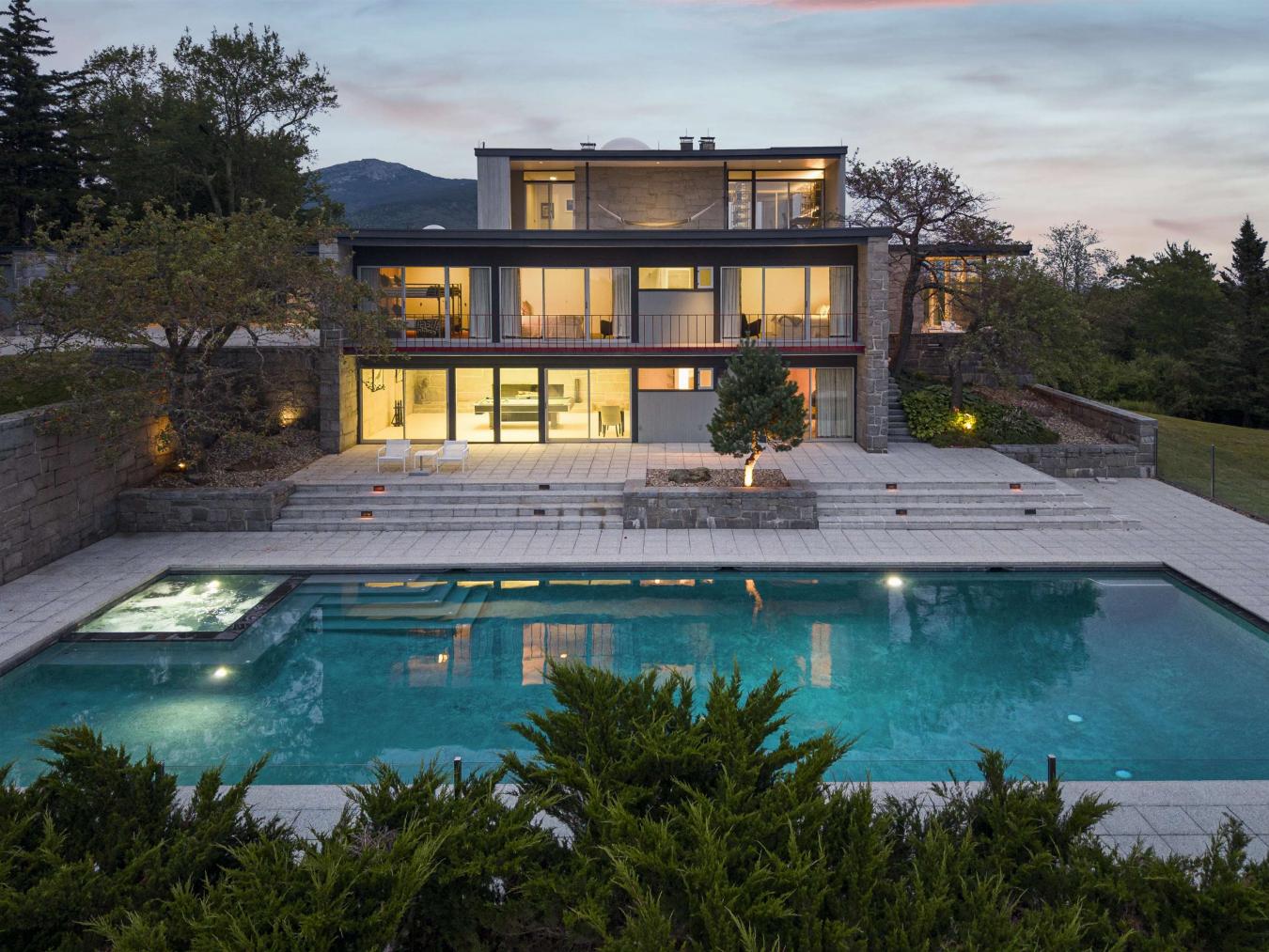 Jaffrey, New Hampshire, 03452, United States, ,Residential,For Sale,1933791