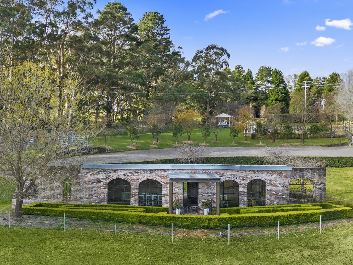 Southern Highlands, NSW, 2577, Australia, 7 Bedrooms Bedrooms, ,6 BathroomsBathrooms,Residential,For Sale,1933790