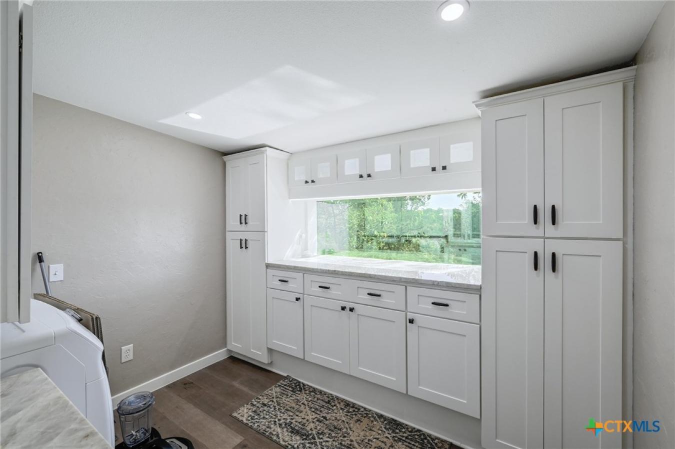 Blanco, Blanco, 78606, United States, 3 Bedrooms Bedrooms, ,2 BathroomsBathrooms,Residential,For Sale,1933788