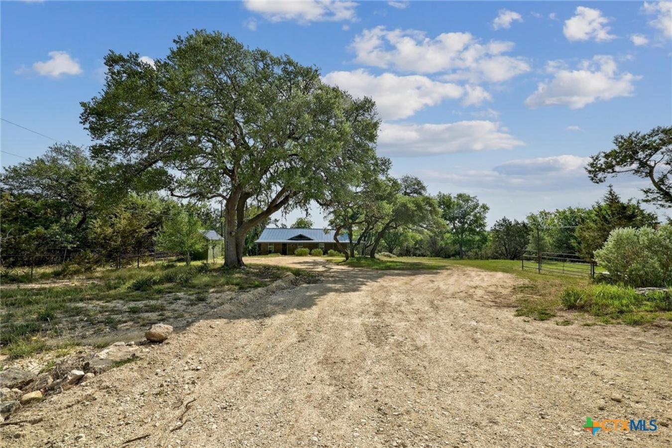 Blanco, Blanco, 78606, United States, 3 Bedrooms Bedrooms, ,2 BathroomsBathrooms,Residential,For Sale,1933788