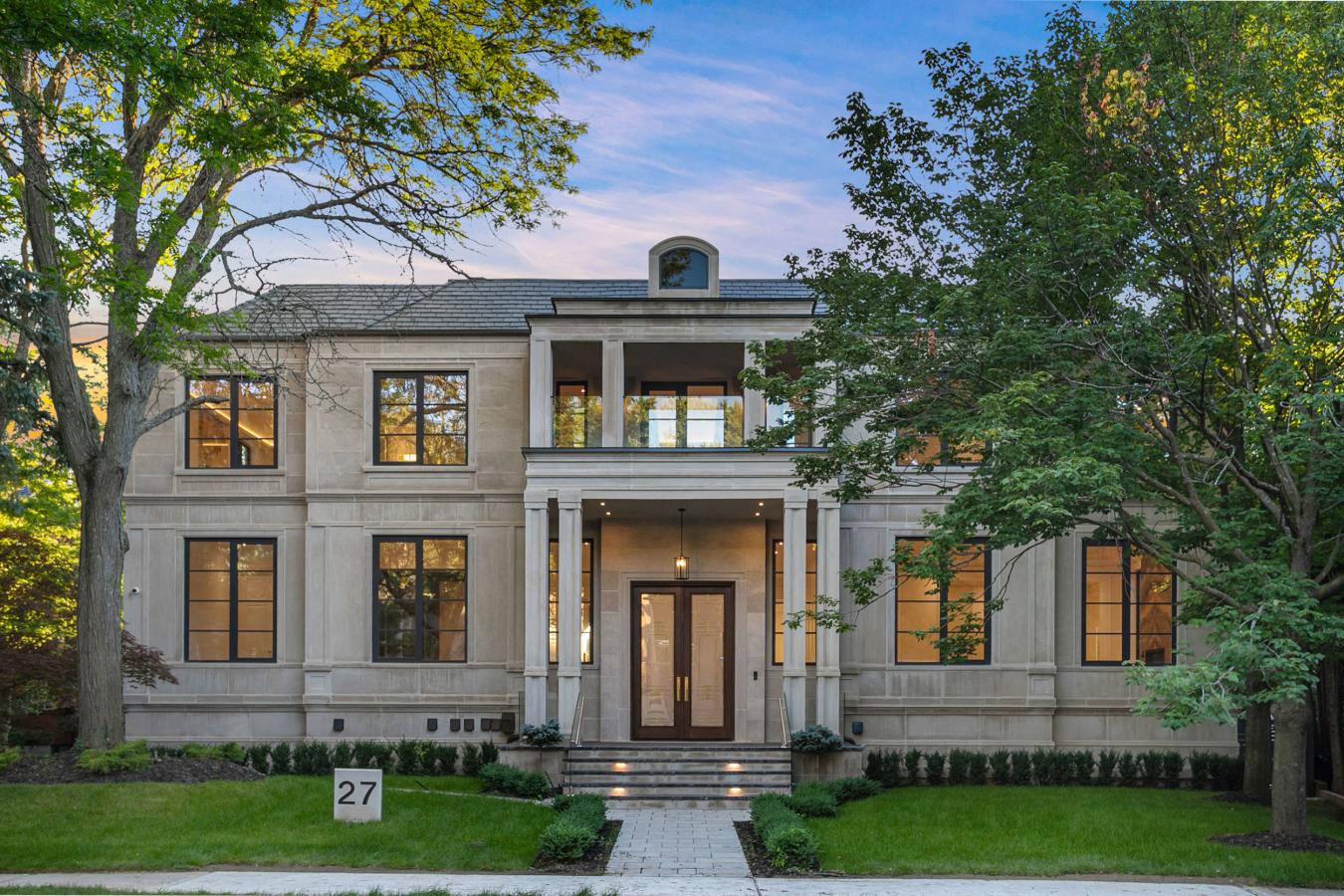 Toronto, ON, M3B 3B1, Canada, 6 Bedrooms Bedrooms, ,11 BathroomsBathrooms,Residential,For Sale,1933784