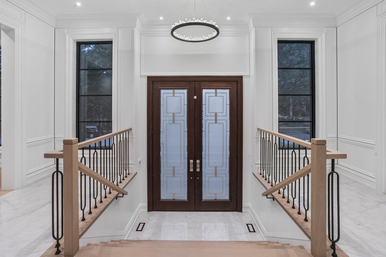 Toronto, ON, M3B 3B1, Canada, 6 Bedrooms Bedrooms, ,11 BathroomsBathrooms,Residential,For Sale,1933784