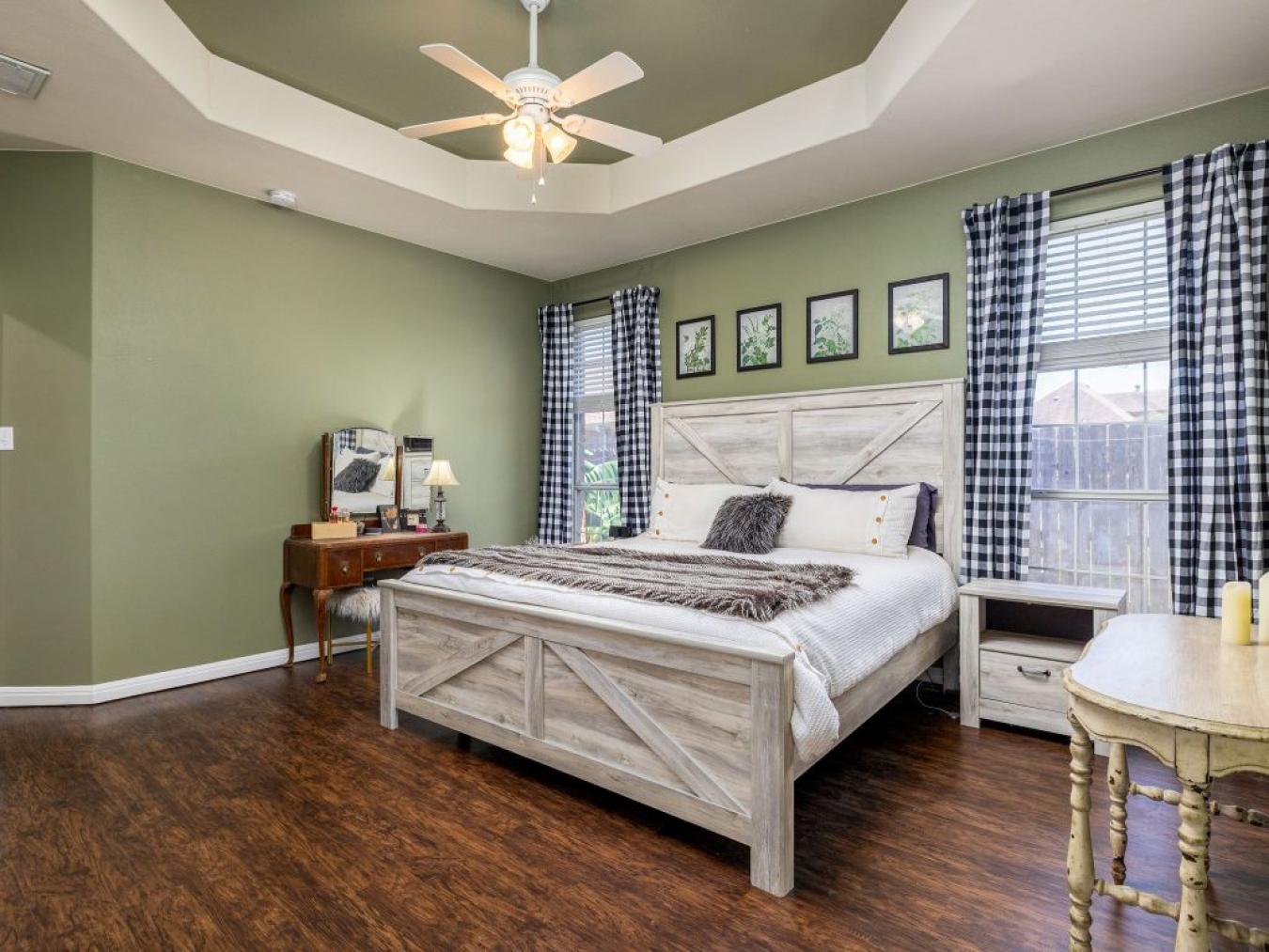 Hutto, Williamson, 78634, United States, 5 Bedrooms Bedrooms, ,3 BathroomsBathrooms,Residential,For Sale,1951988