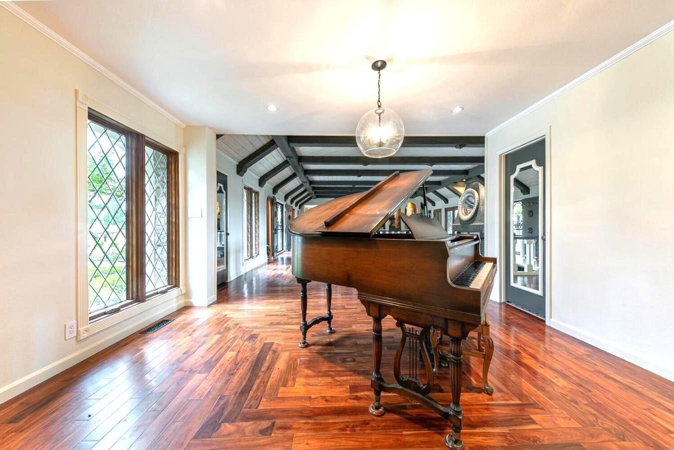 Reno, Washoe, 89509, United States, 5 Bedrooms Bedrooms, ,4 BathroomsBathrooms,Residential,For Sale,1933783